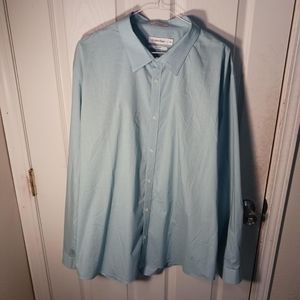 Calvin Klein's Men's Long Sleeve Button Down Light Blue Shirt